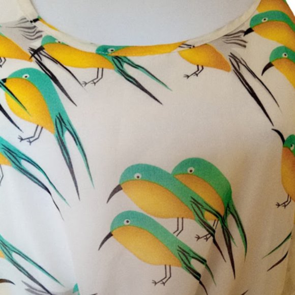 White Yellow BIRD Print Summer Sleeveless High Low Dress Size Medium - Picture 3 of 4
